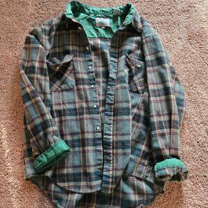 Grungy grandpa flannel